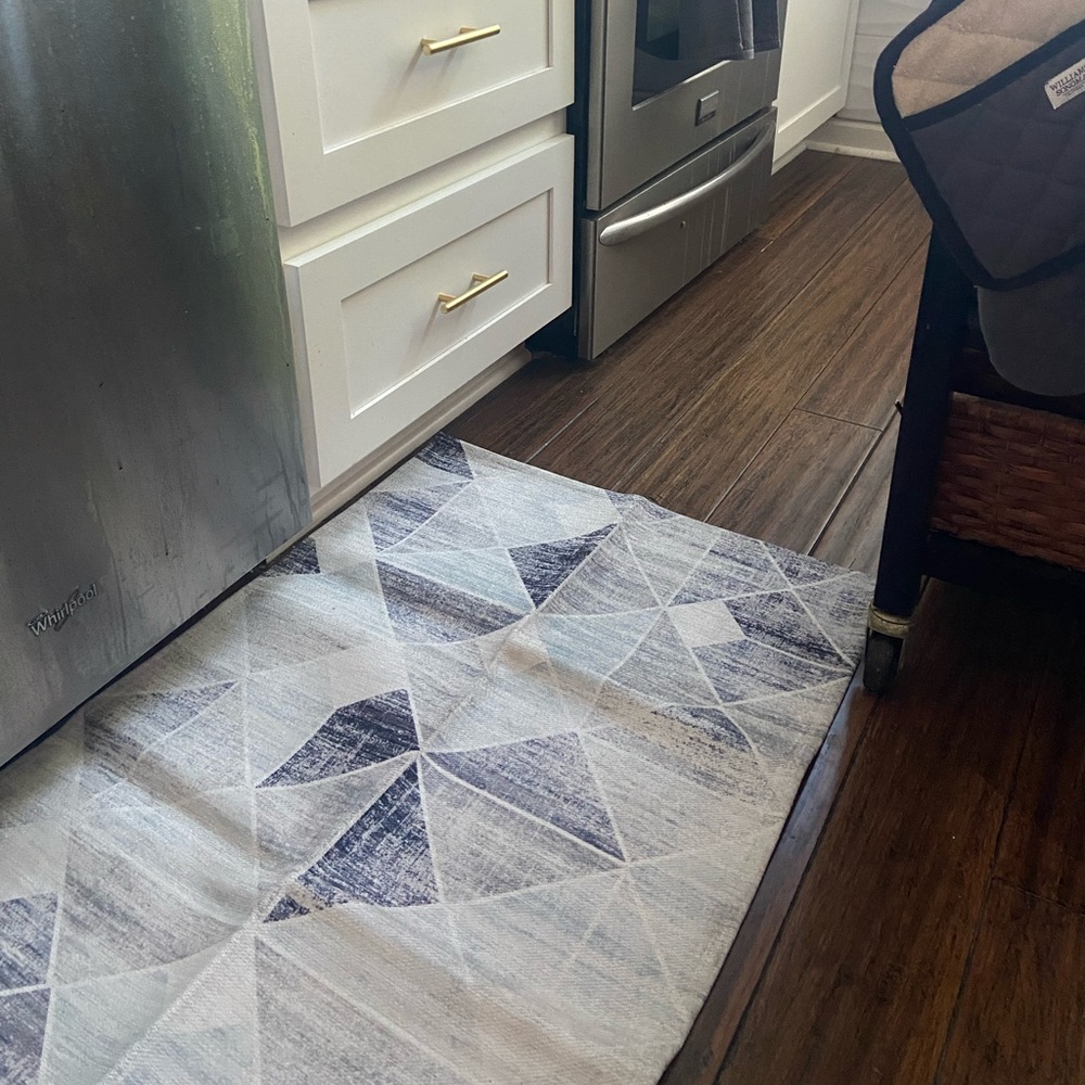 GBV Home Chenille Cordoba Machine Washable Accent Rug